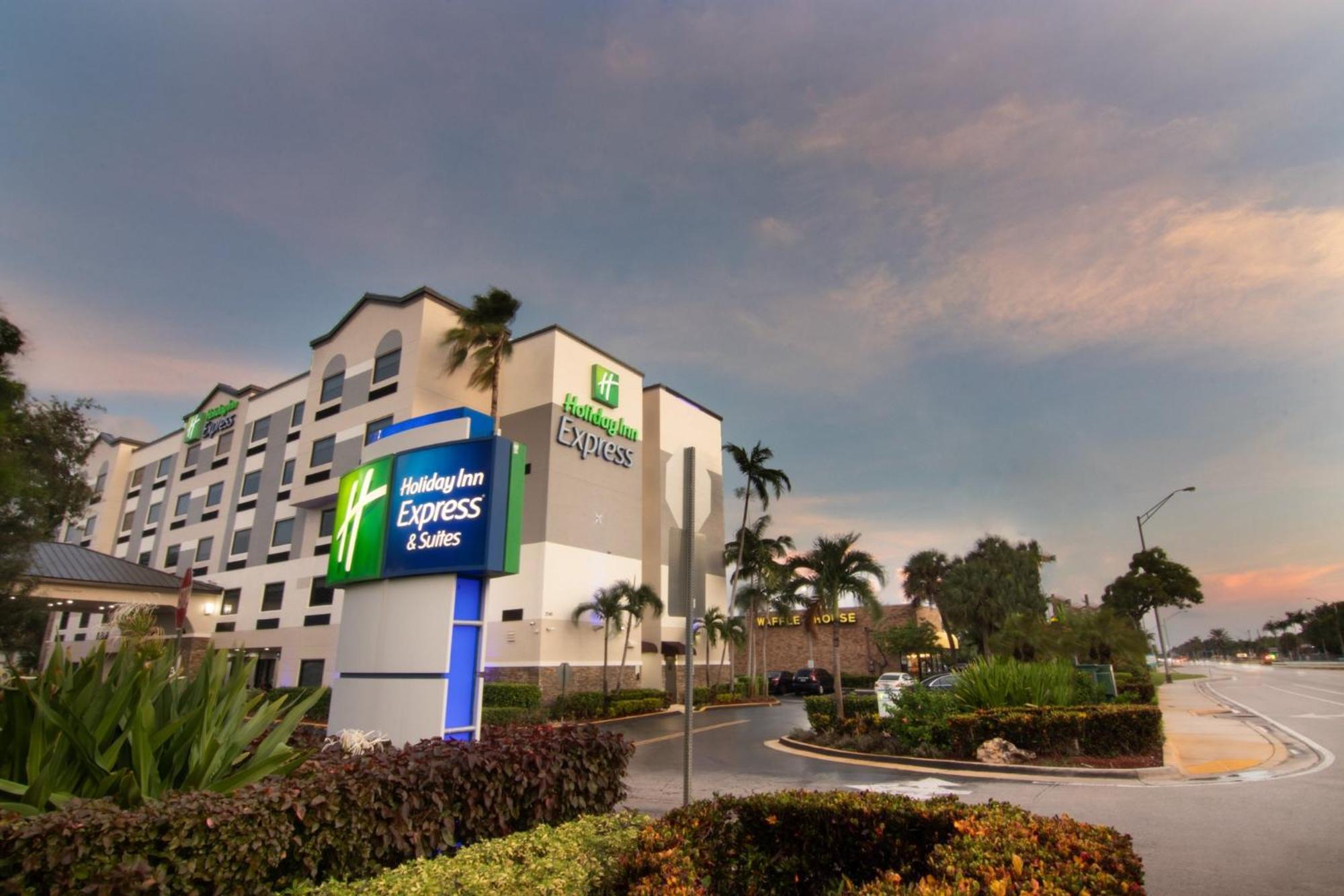 Holiday Inn Express And Suites Fort Lauderdale Airport West By Ihg Davie Zewnętrze zdjęcie